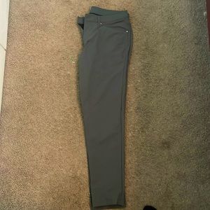 LuLu Lemon Pants (Smoked Spruce)